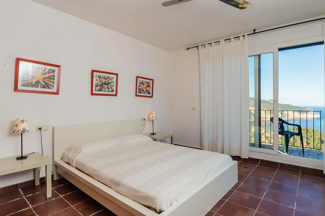 A-12 Apartment Begur 0*,